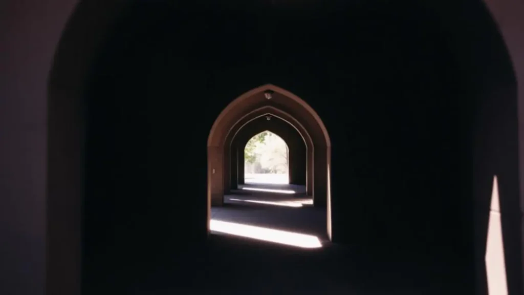 egress antonym